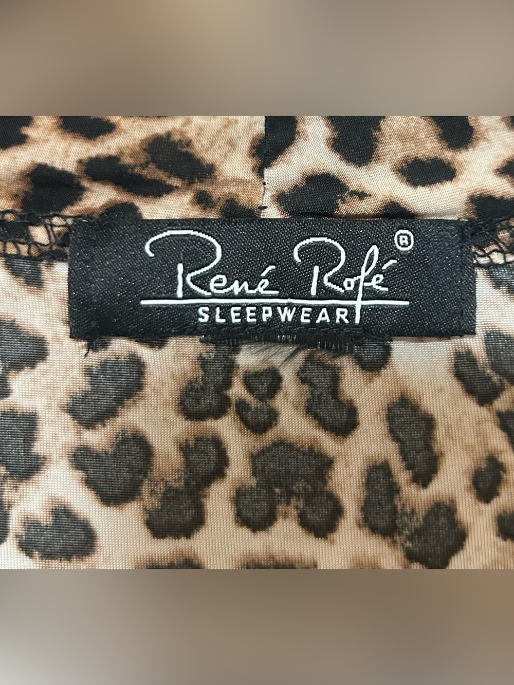Rene Rofe Leopard Print Kimono Wrap Robe - Picture 2 of 5